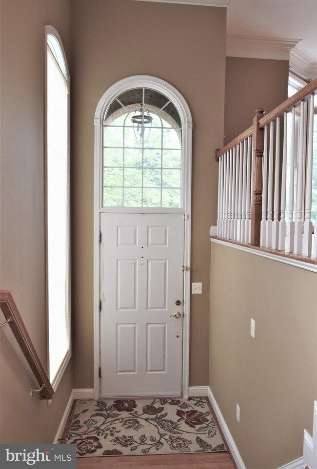 25832 Commons Square, Chantilly, VA 20152 - photo 4