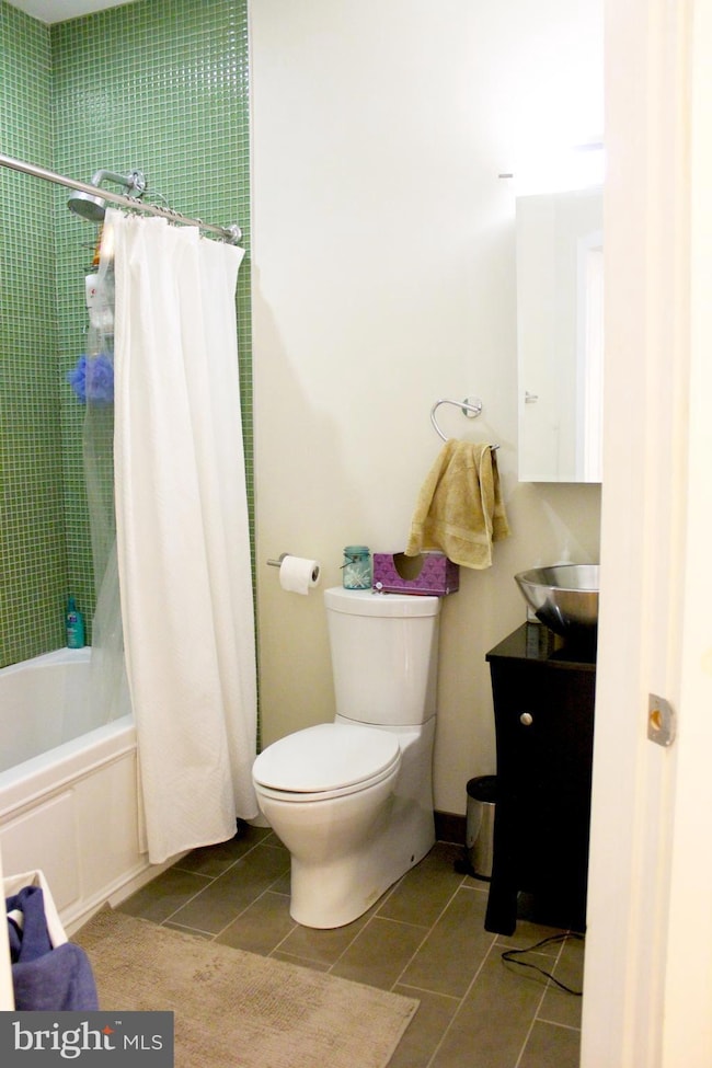 1247 E Columbia Ave unit 1, Philadelphia, PA 19125 - photo 5