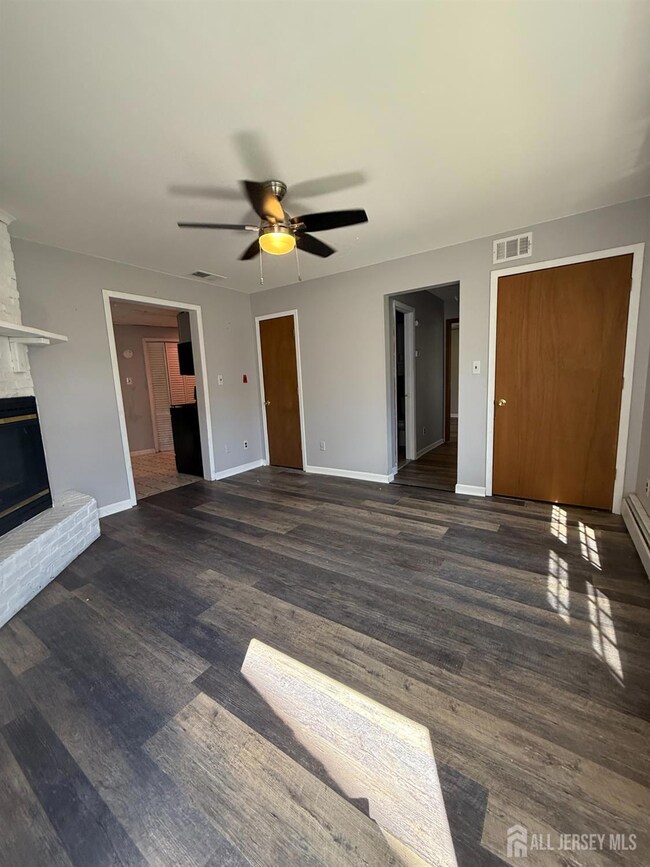 70 6th Ave, Port Reading, NJ 07064 - photo 2