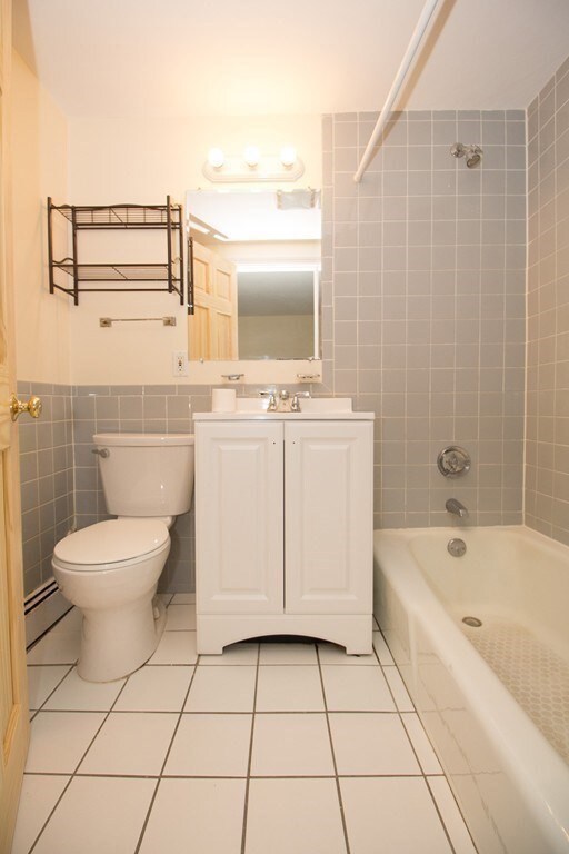 20 Roberts St unit 3, Brookline, MA 02445 - photo 6