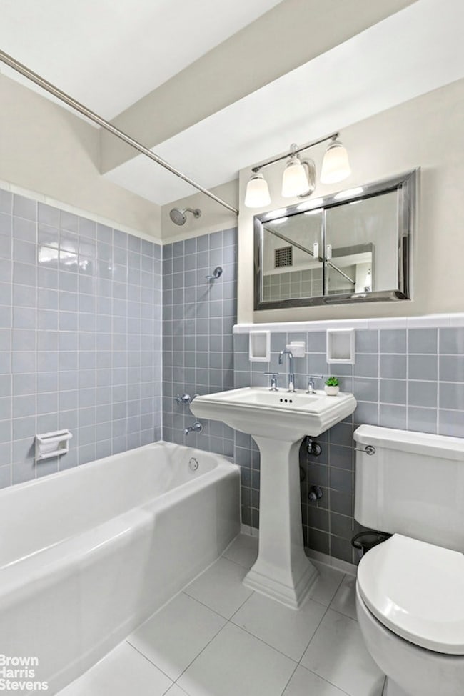 The Eastmore unit 1U, New York, NY 10021 - photo 7