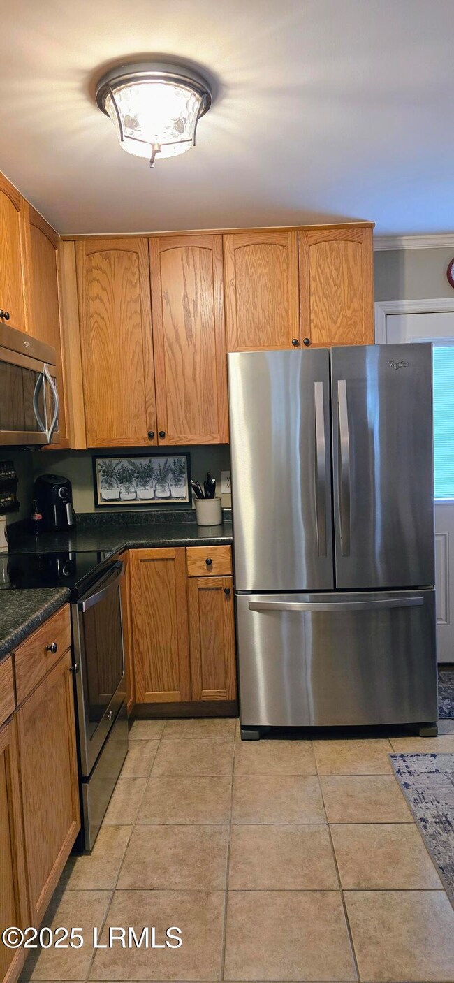 1 Taft St unit 112, Beaufort, SC 29902 - photo 6