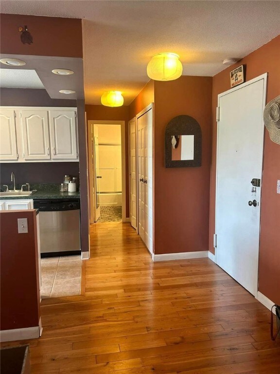 23 Bullocks Point Ave unit 8C, Riverside, RI 02915 - photo 7