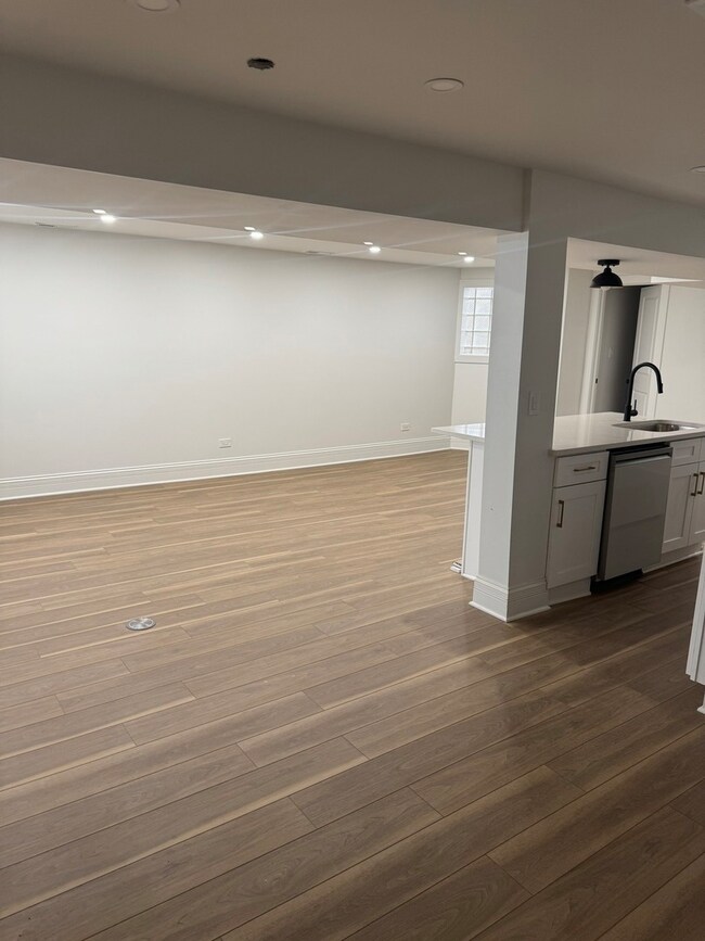 6617 S Minerva Ave unit G, Chicago, IL 60637 - photo 6