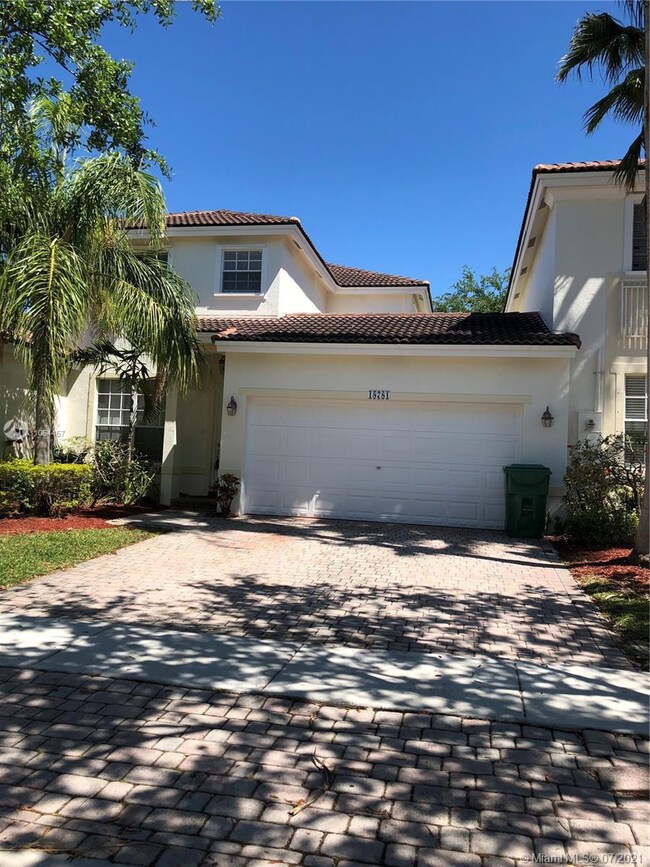 18781 SW 28th Ct, Miramar, FL 33029 - photo 2