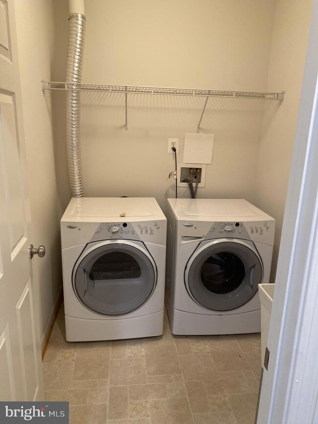 15205 Torbay Way, Woodbridge, VA 22191 - photo 3