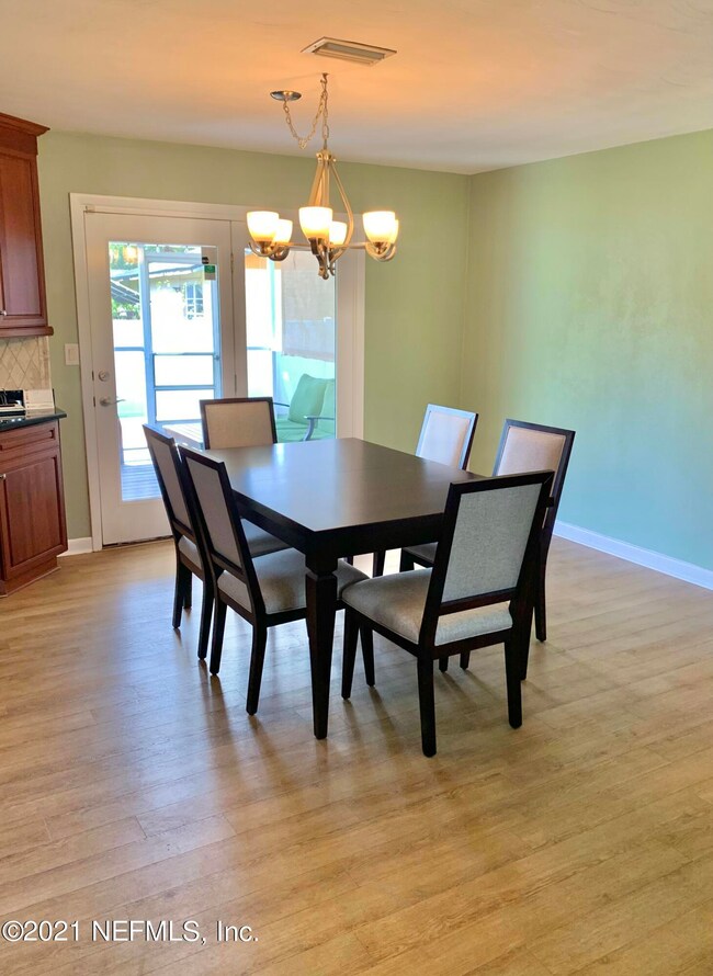 6206 Carranza Dr, Jacksonville, FL 32216 - photo 7