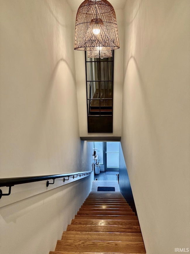 113 E Main St, Muncie, IN 47305 - photo 5