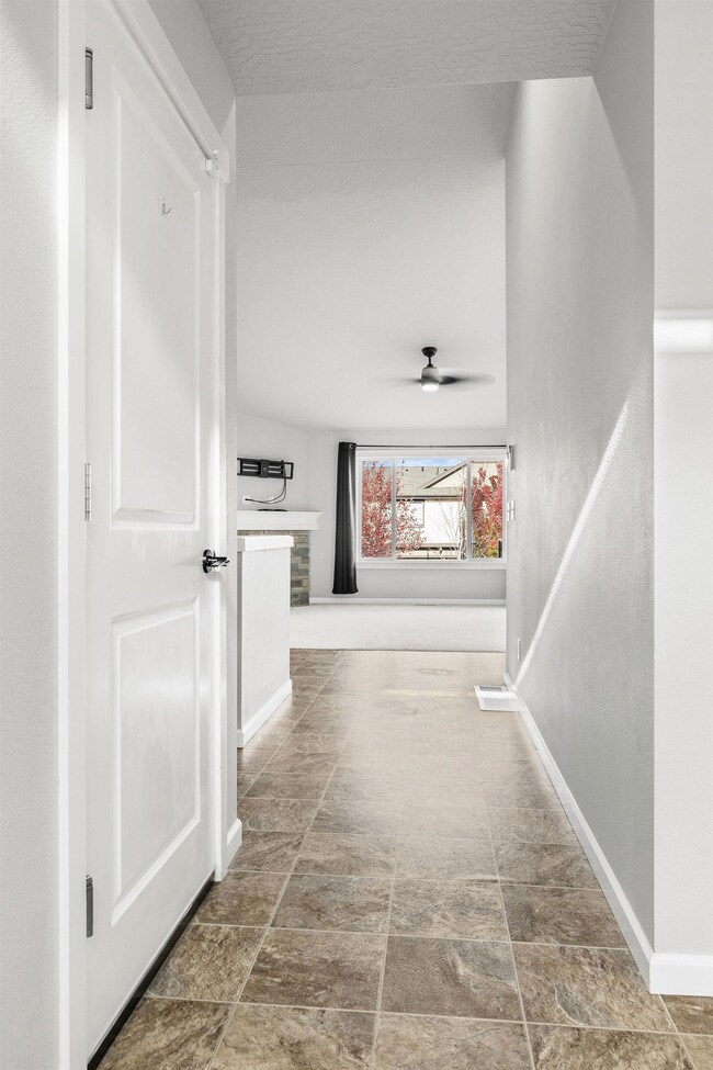 20211 E Deschutes Ave, Liberty Lake, WA 99016 - photo 3