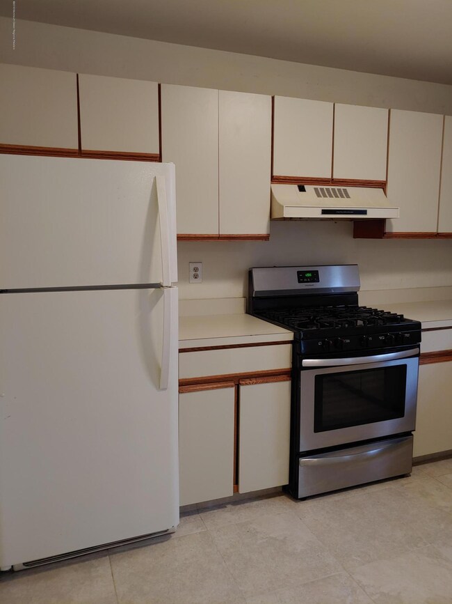 60 County Rd unit H044, Cliffwood, NJ 07721 - photo 4