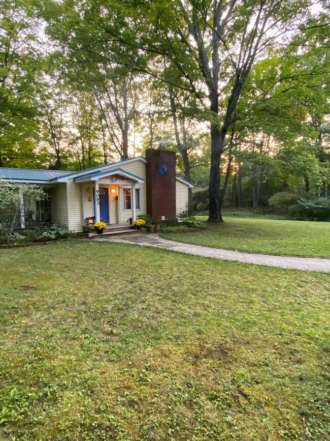 9093 Park Rd, Naubinway, MI 49762 - photo 4