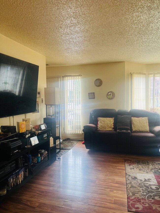 8 Walnut St unit 12H, Jersey City, NJ 07305 - photo 4