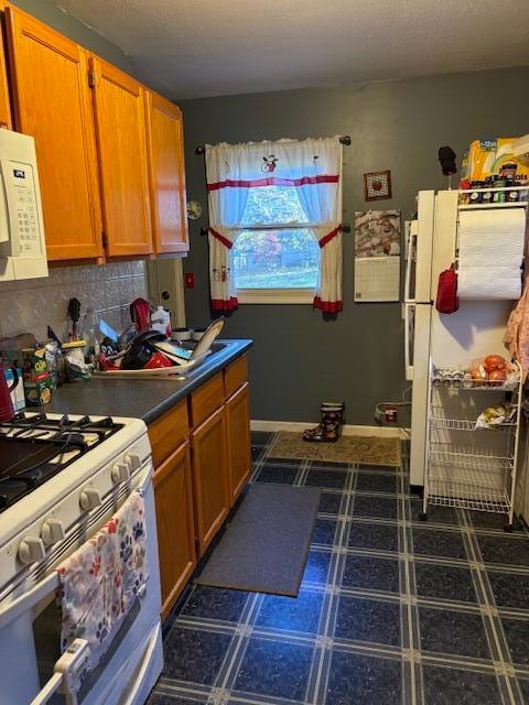 205Pitkitchen