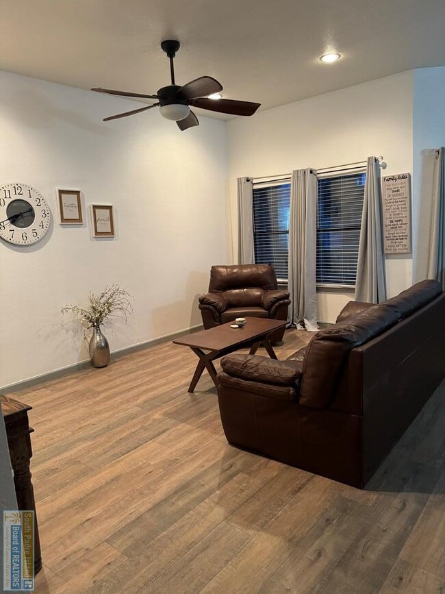 77 Santa Isabel Blvd unit N-4, Laguna Vista, TX 78578 - photo 4