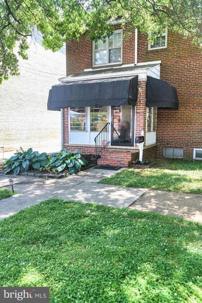 2002 W 17th St, Wilmington, DE 19806 - photo 3