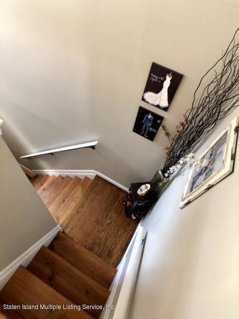 Entrance Stairway