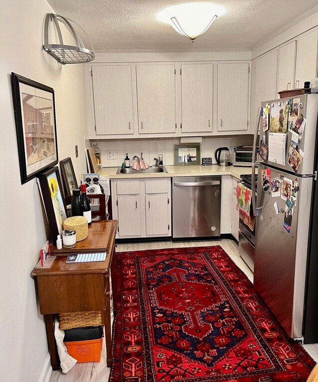 368 Elliot St unit 8, Newton Upper Falls, MA 02464 - photo 2