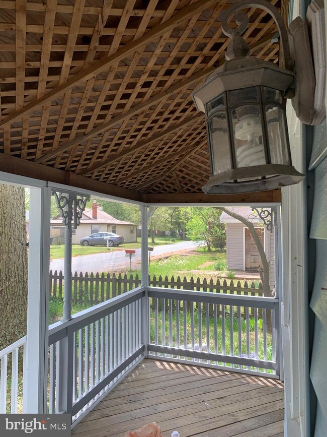 4718 Frederick Ave, Shady Side, MD 20764 - photo 4