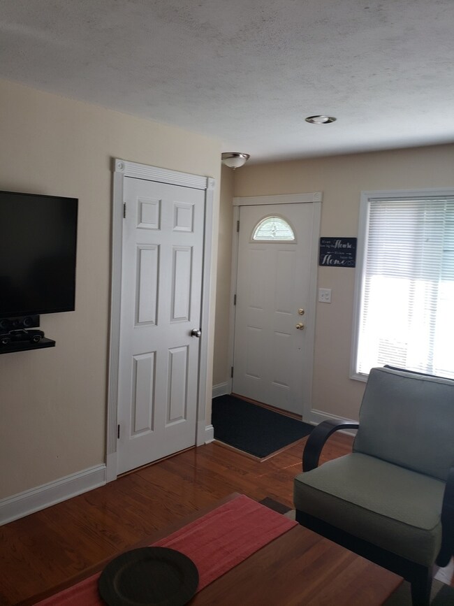 3505 Rock Pkwy unit 1, Waukegan, IL 60087 - photo 7