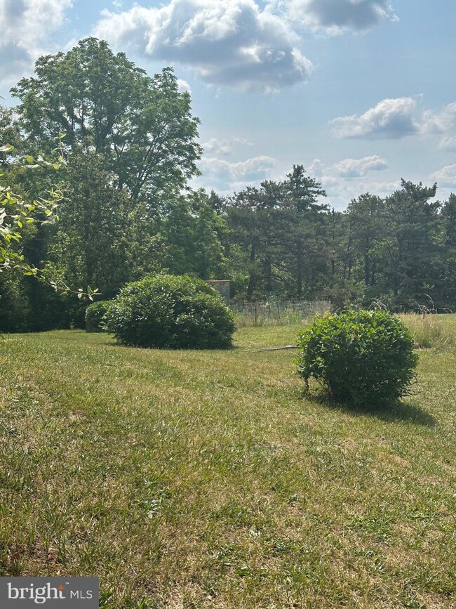 146 Crest Dr, Warfordsburg, PA 17267 - photo 7