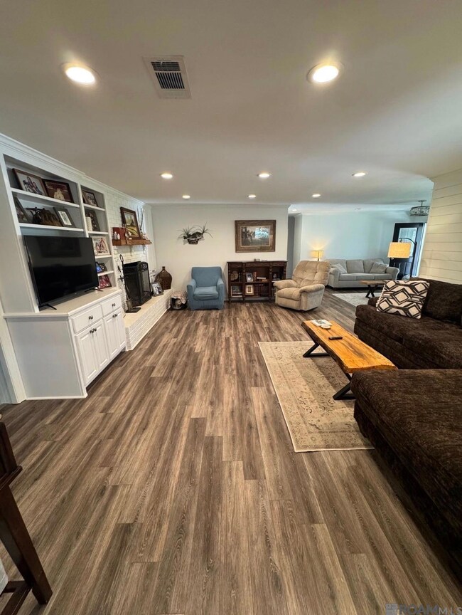 1046 Sligo St, Woodville, MS 39669 - photo 2