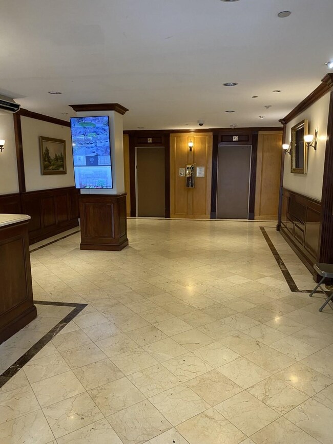 10 Huron Ave unit 10H, Jersey City, NJ 07306 - photo 5