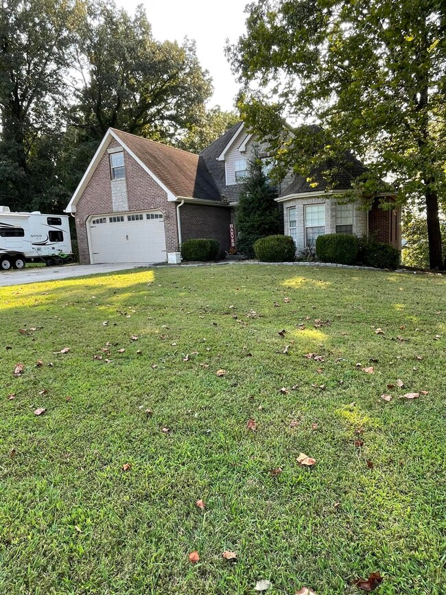 D8166DD6-CEEE-4F7A-9892-E8128334AAF6