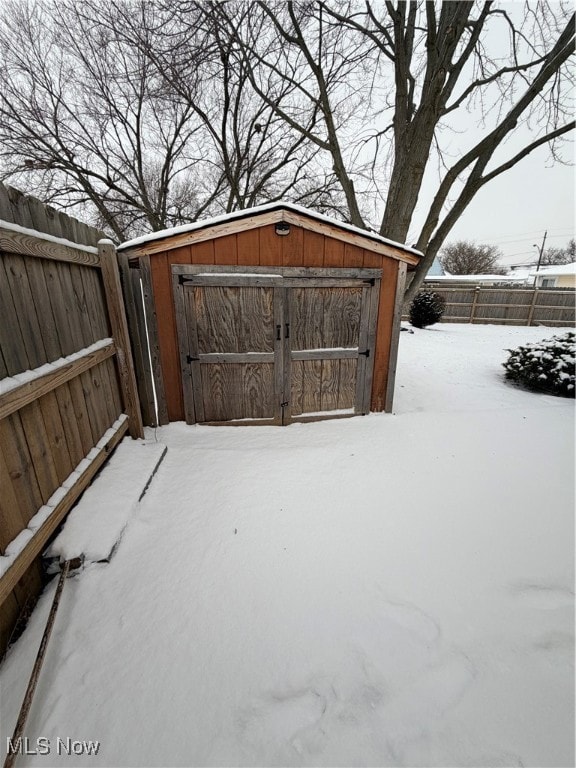 5952 Delores Blvd, Brook Park, OH 44142 - photo 3