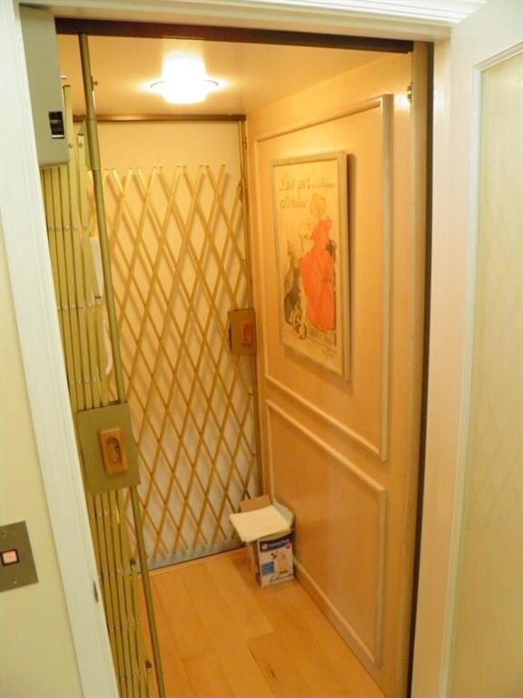 ELEVATOR