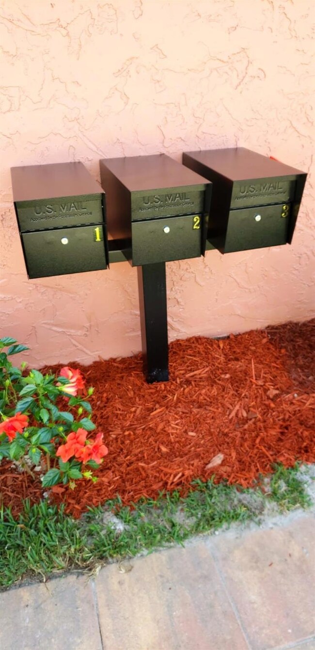 2710 NW 26th St unit 3, Fort Lauderdale, FL 33311 - photo 6