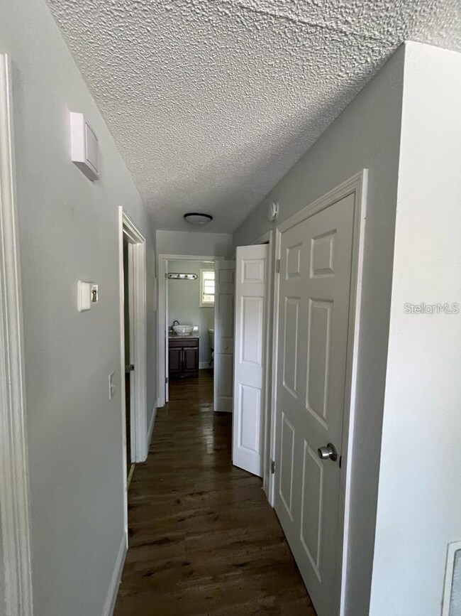 10460 SE US Highway 441 unit 10466, Belleview, FL 34420 - photo 5