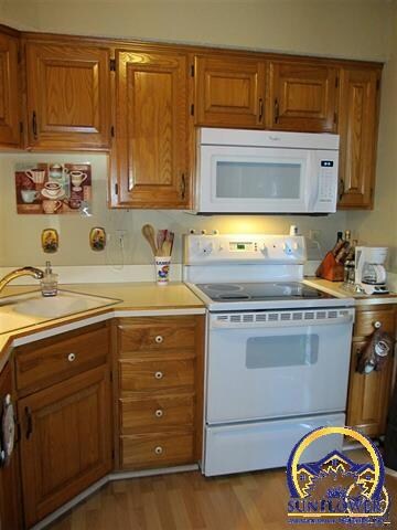 3553 SW Devon Ave, Topeka, KS 66611 - photo 3