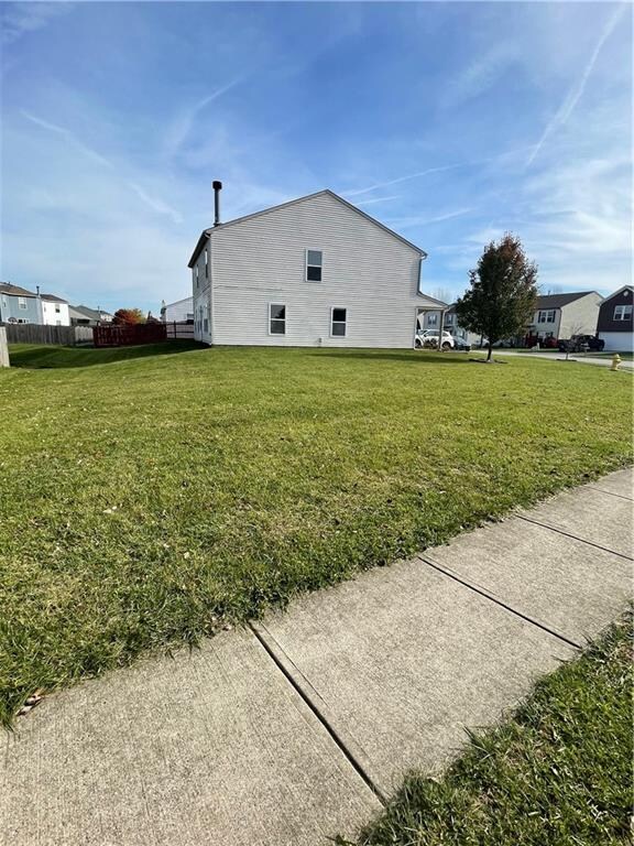 618 Harvest Meadow Way, Whiteland, IN 46184 - photo 5