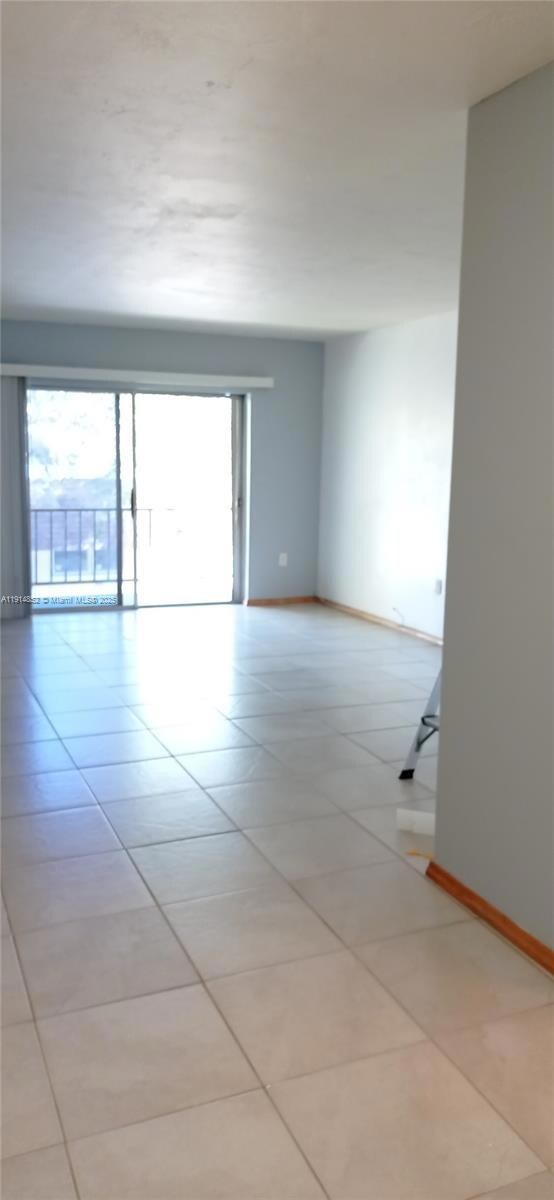 7831 Miller Dr unit B210, Miami, FL 33155 - photo 3