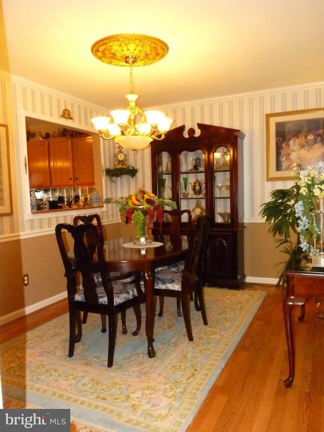 701 Saint Peters Ct, Edgewood, MD 21040 - photo 7