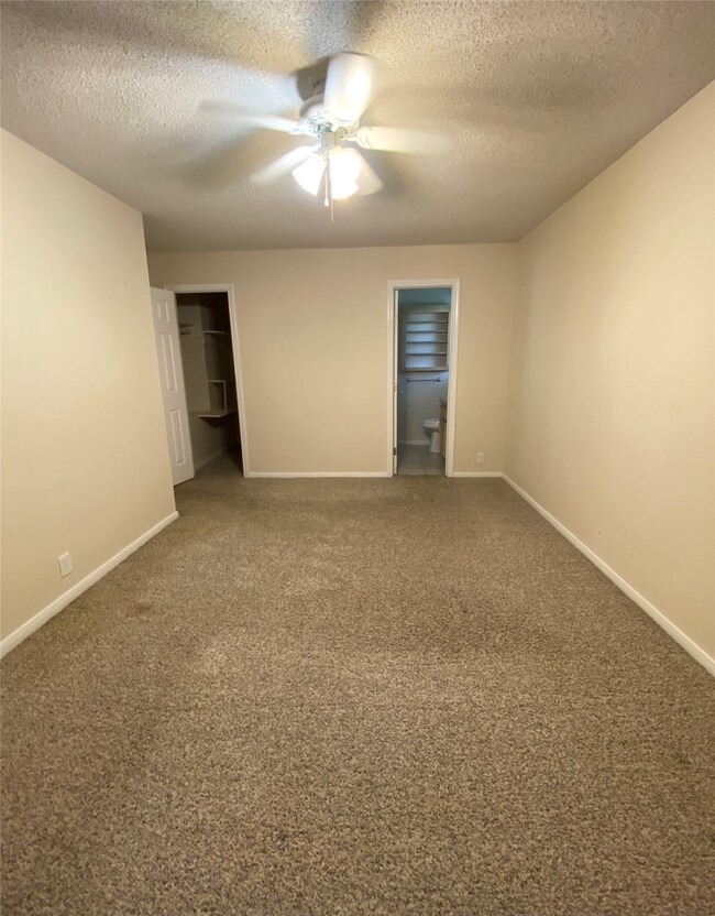 1609 Edna Ave, Bay City, TX 77414 - photo 6