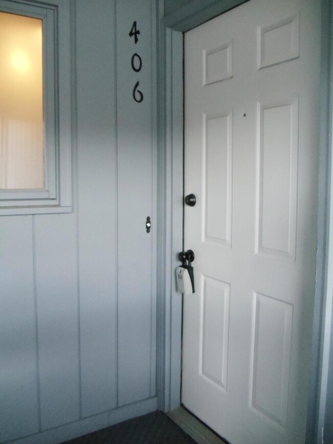 2240 Sentry Dr unit C406, Anchorage, AK 99507 - photo 3