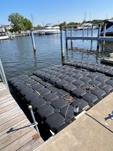 Dock