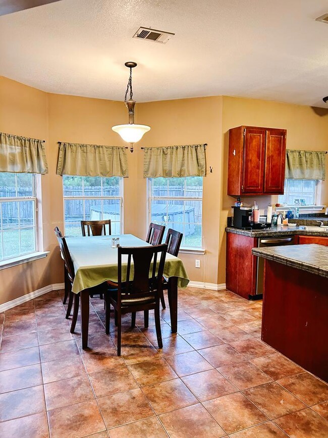 28 Crimson Ln, Picayune, MS 39466 - photo 7