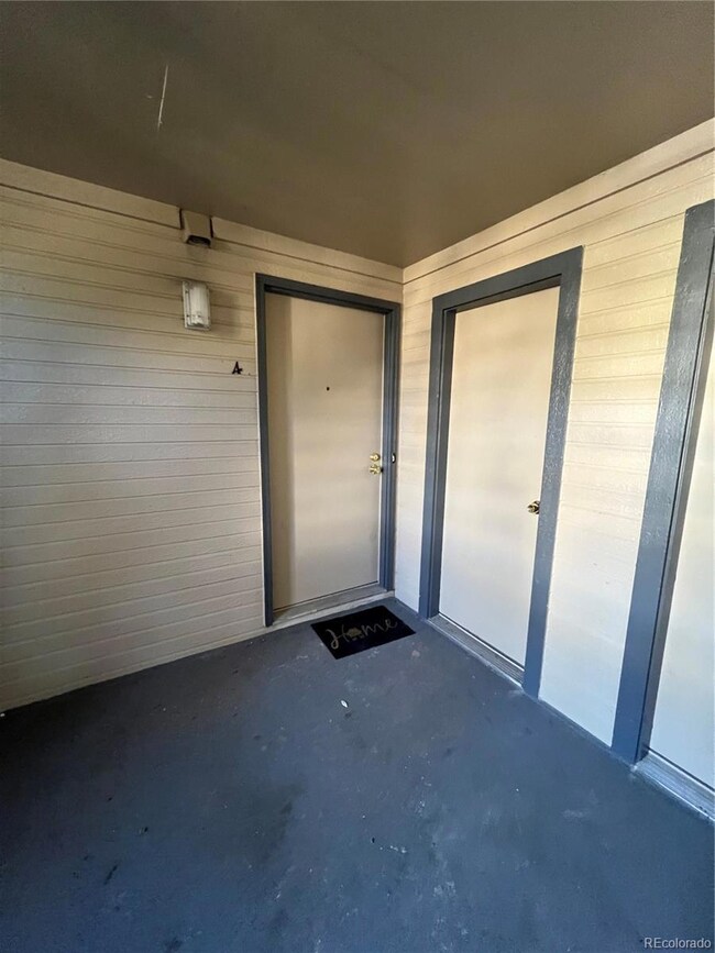 16103 E Alaska Place unit 4, Aurora, CO 80017 - photo 2