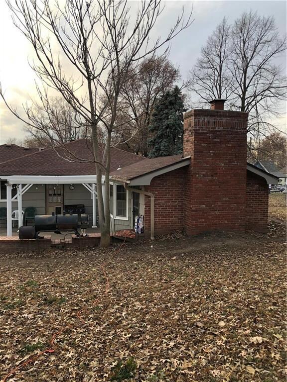 Masonry fireplace with brick trim add character an