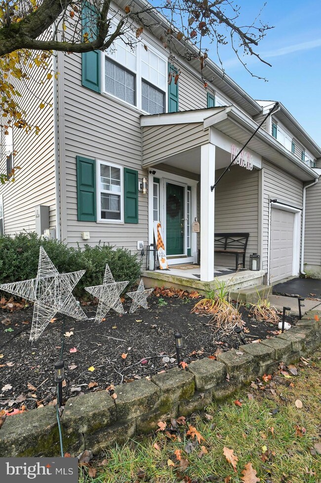 2600 Fallow Hill Ln, Jamison, PA 18929 - photo 2