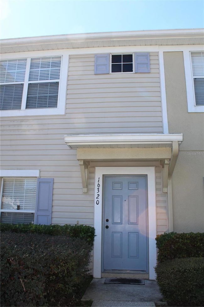 16320 Swan View Cir, Odessa, FL 33556 - photo 2