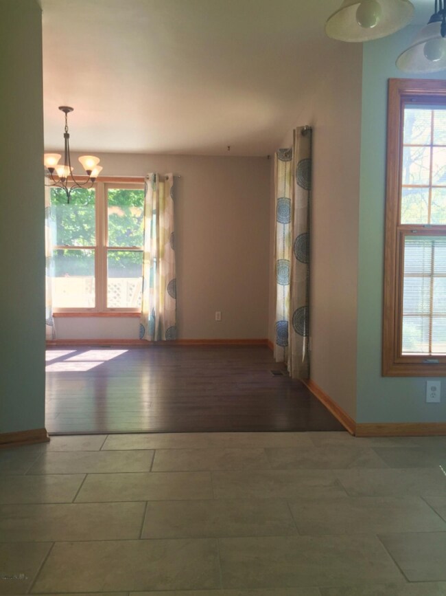 kitchen to dining