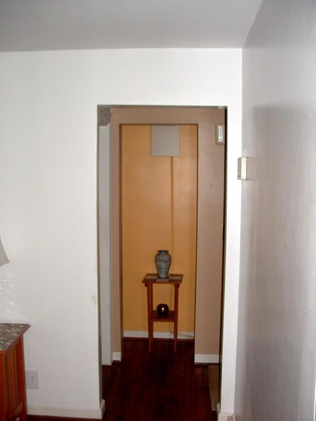 225 S James Rd, Columbus, OH 43213 - photo 6