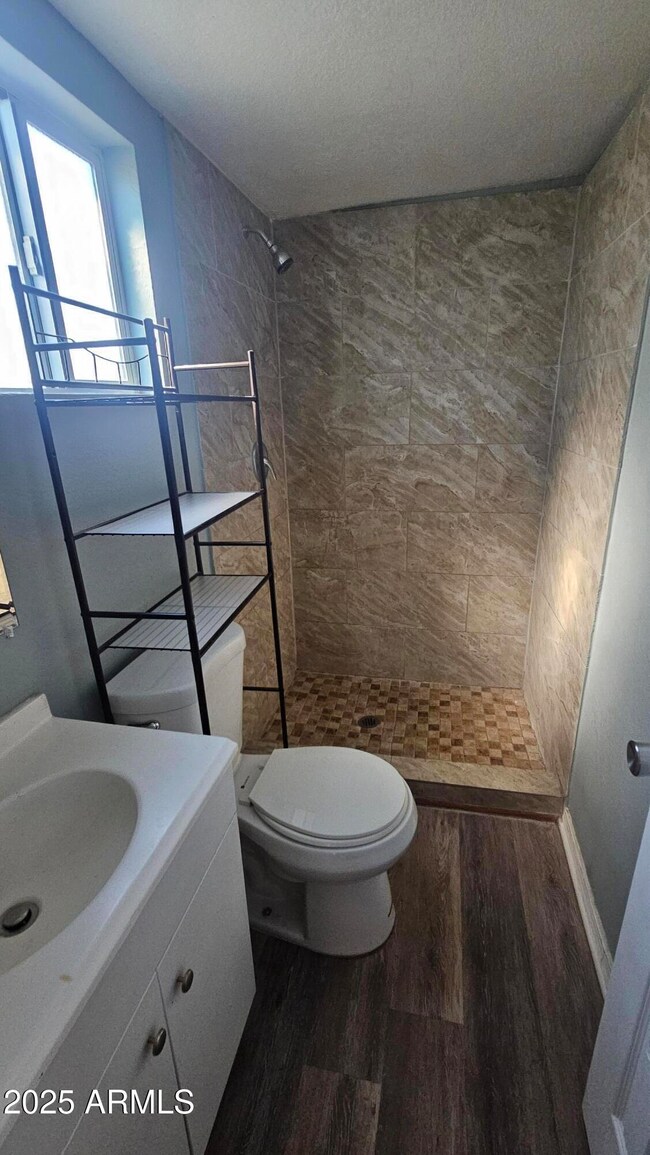 18436 N 1st St unit B, Phoenix, AZ 85022 - photo 5