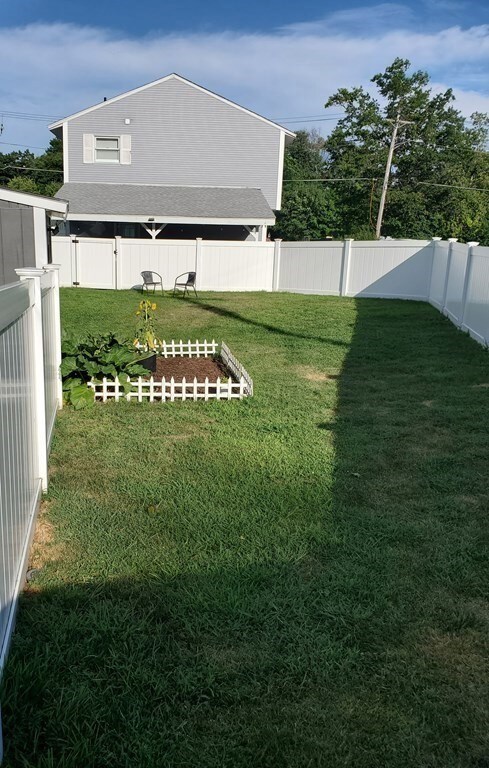 46 Fuller St unit 46, Clinton, MA 01510 - photo 6