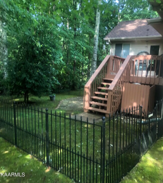 250 Saint George Dr, Crossville, TN 38558 - photo 4