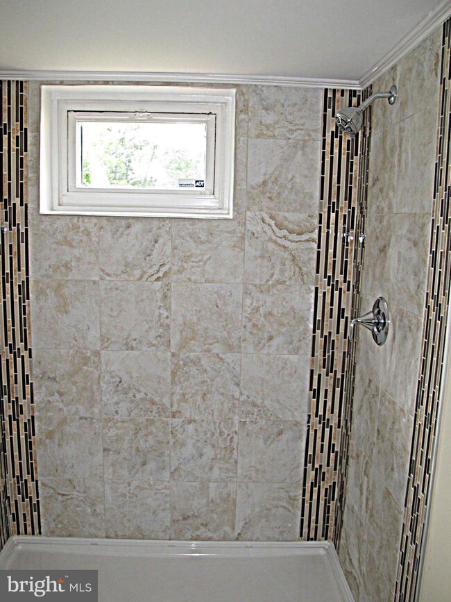 3312 Kerry Rd, Gwynn Oak, MD 21207 - photo 7