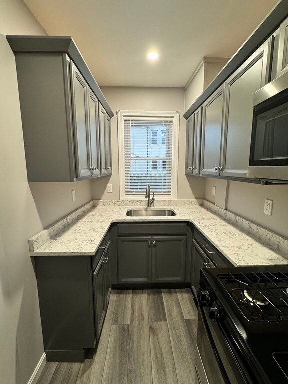 67 Sycamore St unit 1, Fairhaven, MA 02719 - photo 4